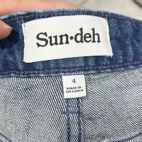 Aritzia Sun-Deh Sunday Best Cowboy Jeans - Picture 9 of 10